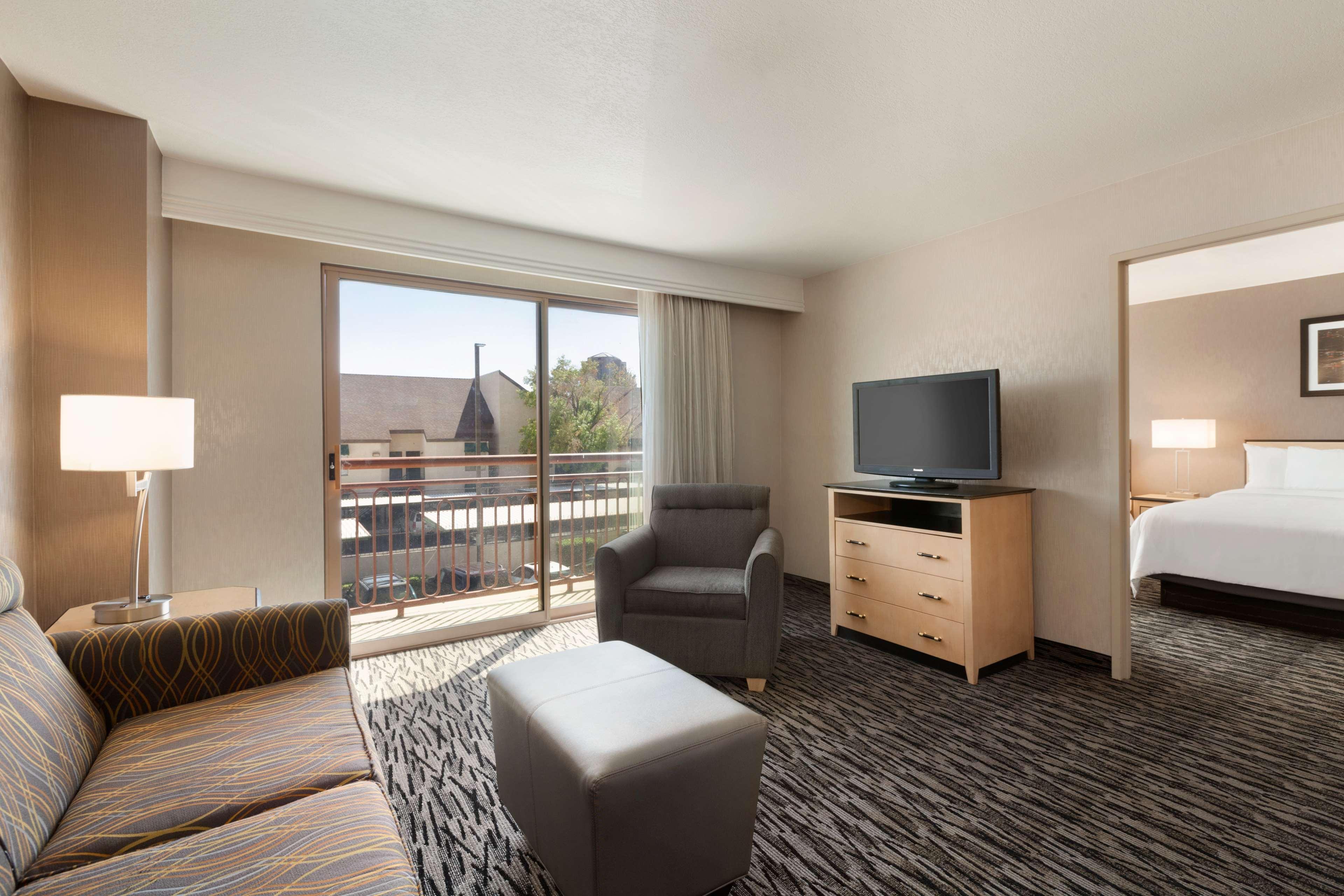 Embassy Suites By Hilton Convention Center Las Vegas Bagian luar foto
